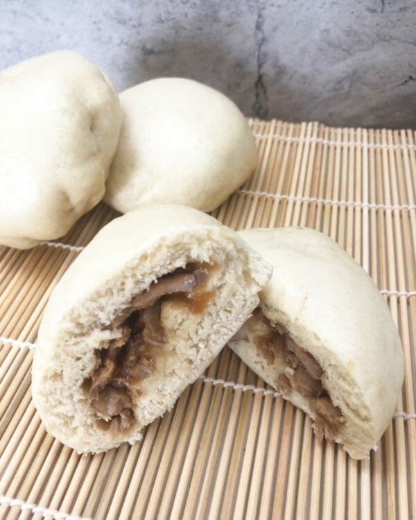 chicken siopao asado