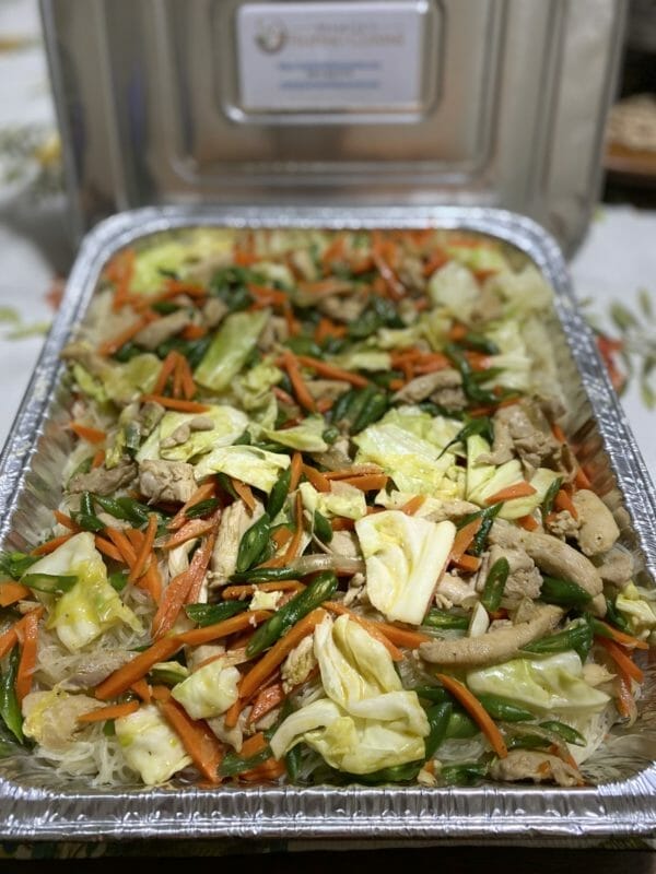 pancit bihon tray